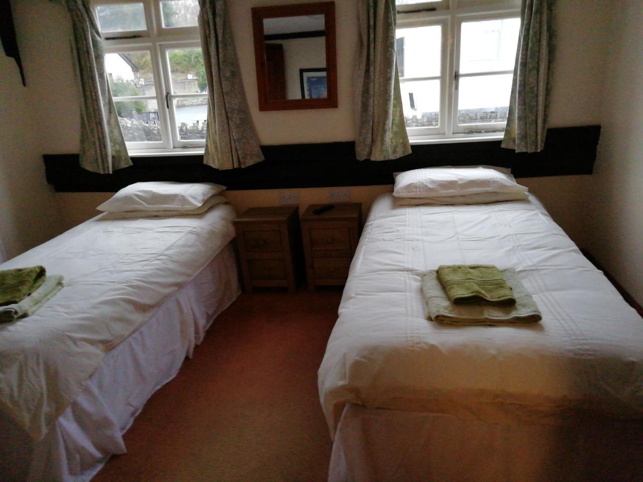 The Royal Oak Hotel Kington  Kültér fotó